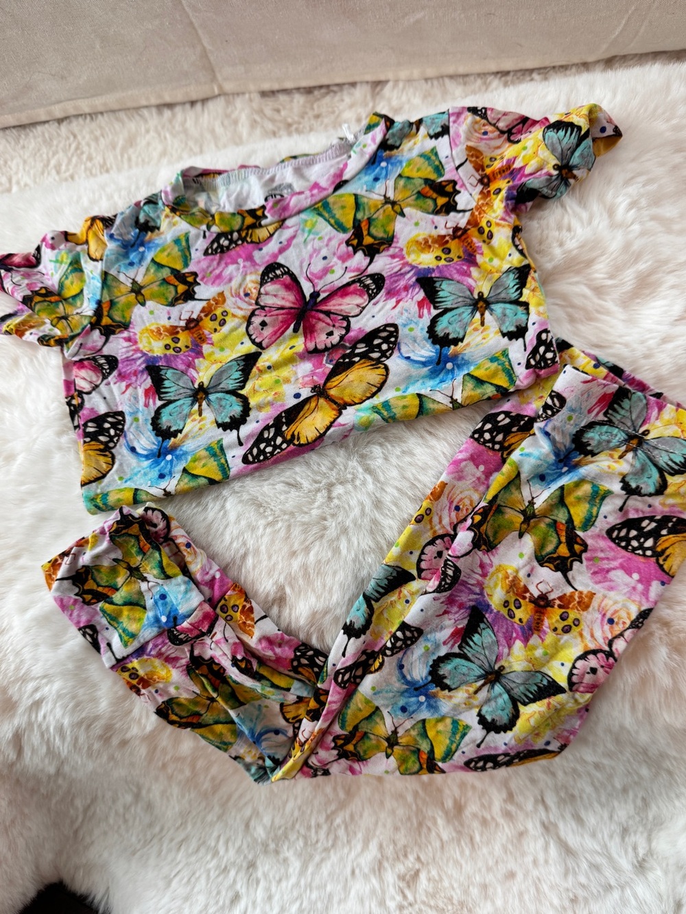 Bums and Roses, Butterfly Print Two-Piece Pajama Set - Multicolor, 3T